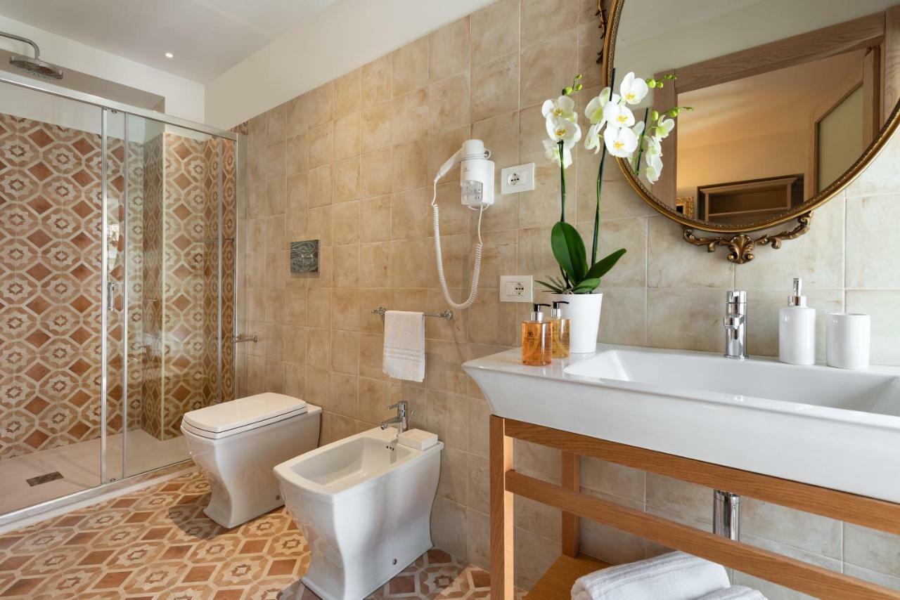 Corte Realdi Luxury Rooms Torino Ngoại thất bức ảnh